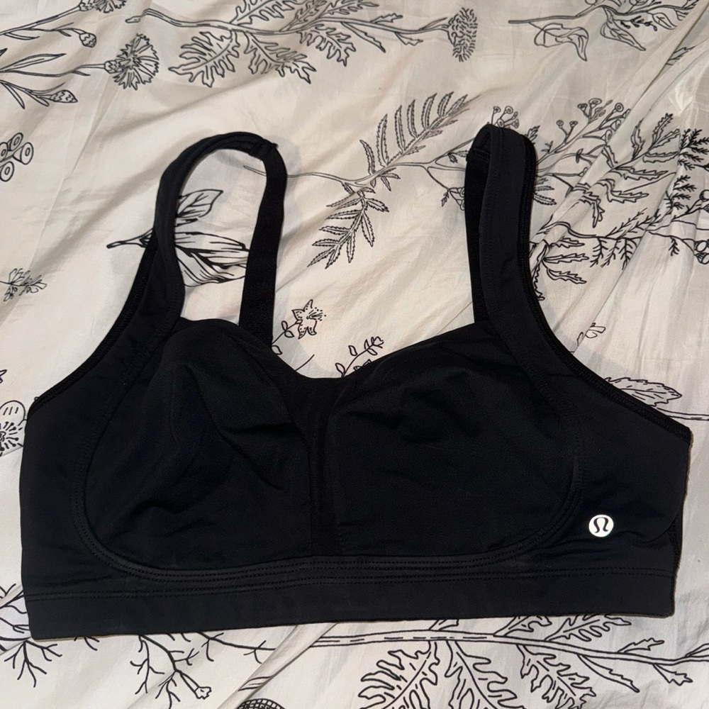 Lululemon bra